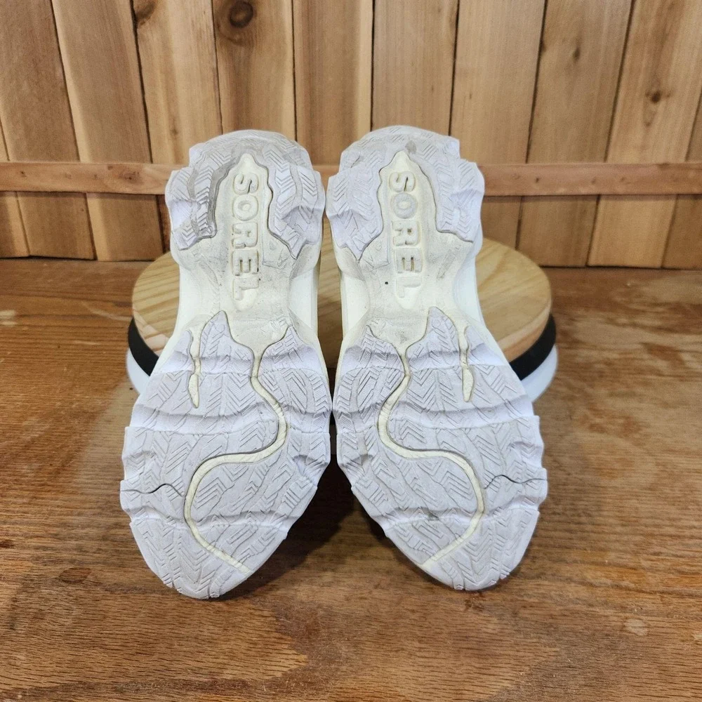 Sorel Kinetic Breakthru Day Lace Shoes Womens 6.5 Mesh Running Sneakers Athletic